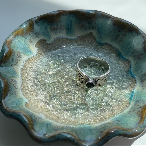 Sterling Silver Ring - Picture 1 of 9